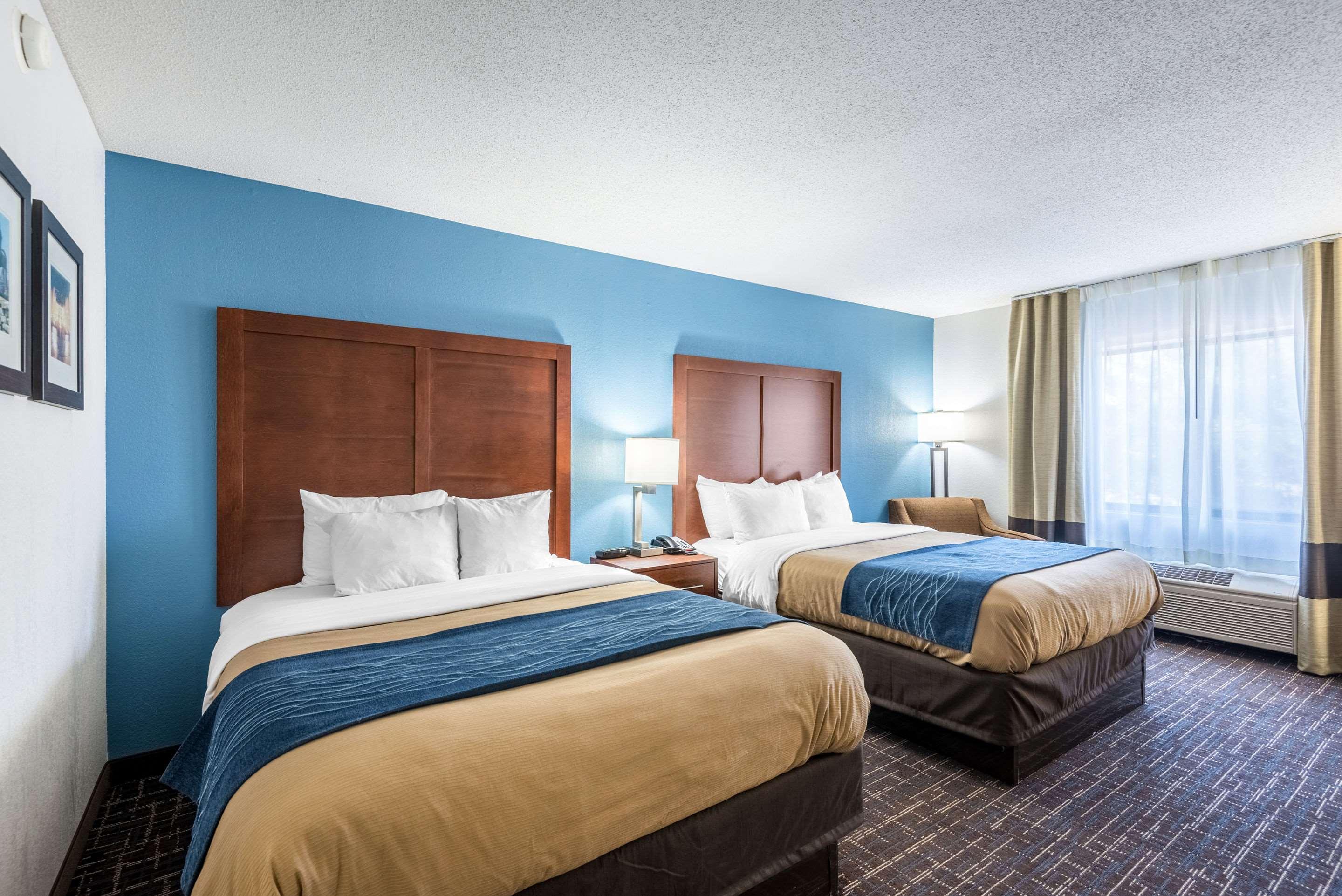 HOTEL COMFORT INN & SUITES LEES SUMMIT - KANSAS CITY LEE'S SUMMIT, MO 3*  (United States) - from US$ 73 | BOOKED